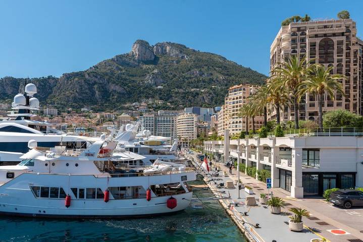 Appart’hôtel pour 2 personnes, avec vue et terrasse