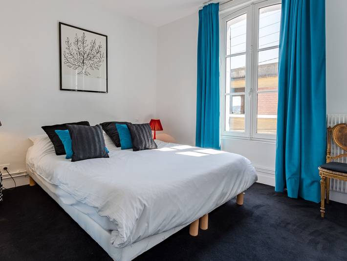 Location de vacances pour 6 personnes, avec terrasse dans Office De Tourisme De Trouville Sur Mer - 4
