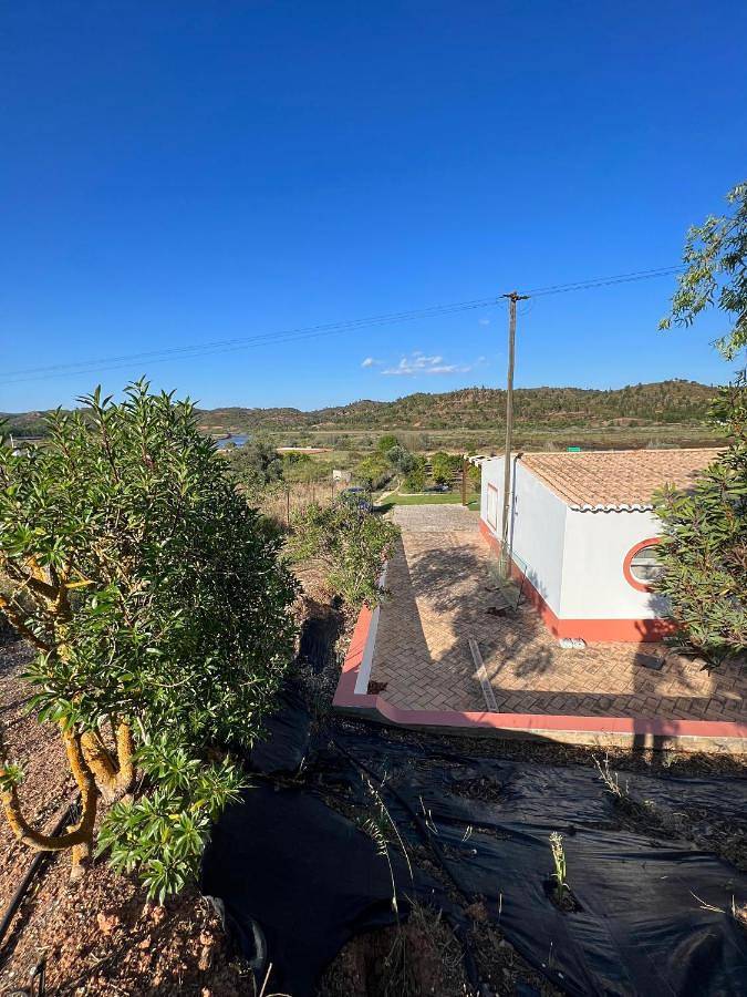Two-Bedroom House in Silves, Distrito de Faro