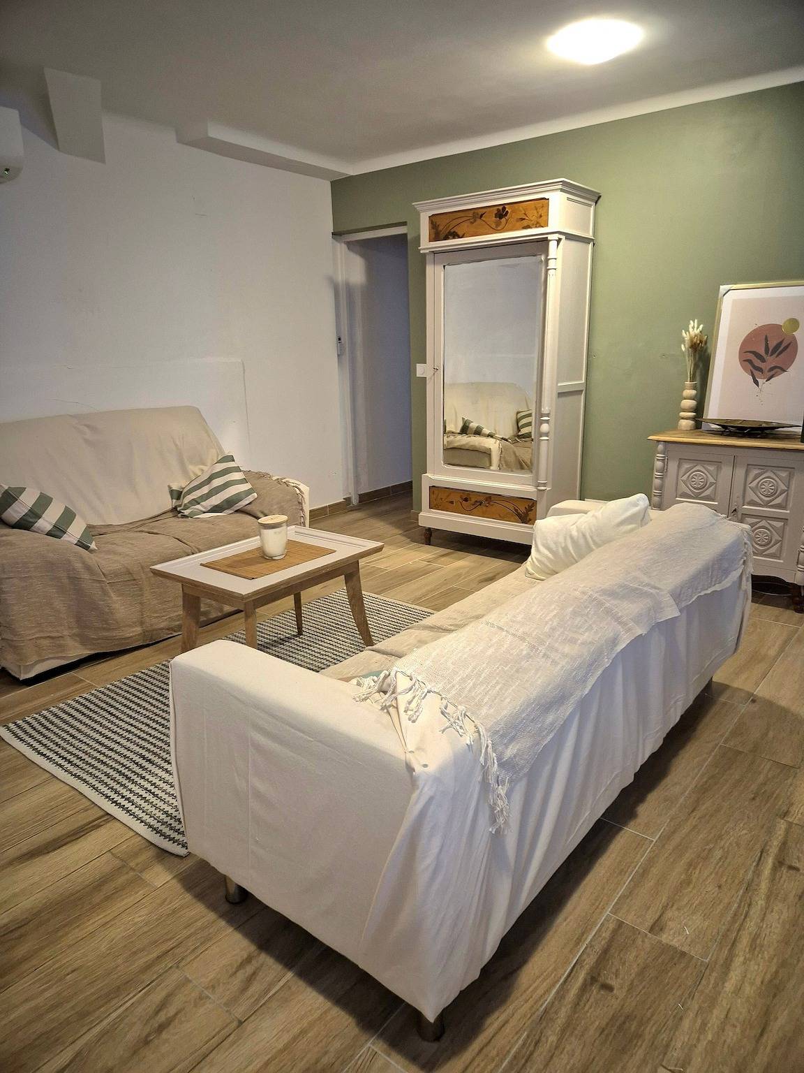 Ganze Wohnung, Le Carmen Apartment – Zentrale, familienfreundliche Unterkunft in Saint-Hippolyte in Saint-Hippolyte (Languedoc-Roussillon), Côte d'Améthyste