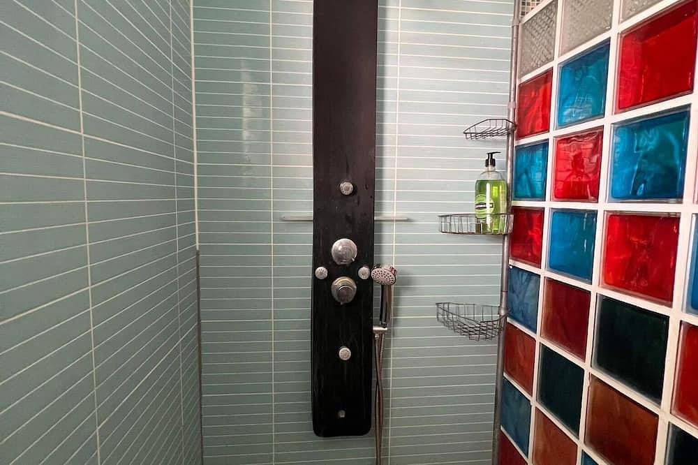 Maison agréable équipée de piscine, jaccuzi, barbecue dans l'Est de l'Ile. in Sainte-Suzanne, Île de la Réunion