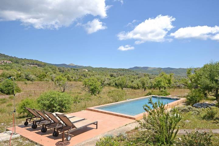 Luxus-Finca für 6 Personen, mit Garten in Artà