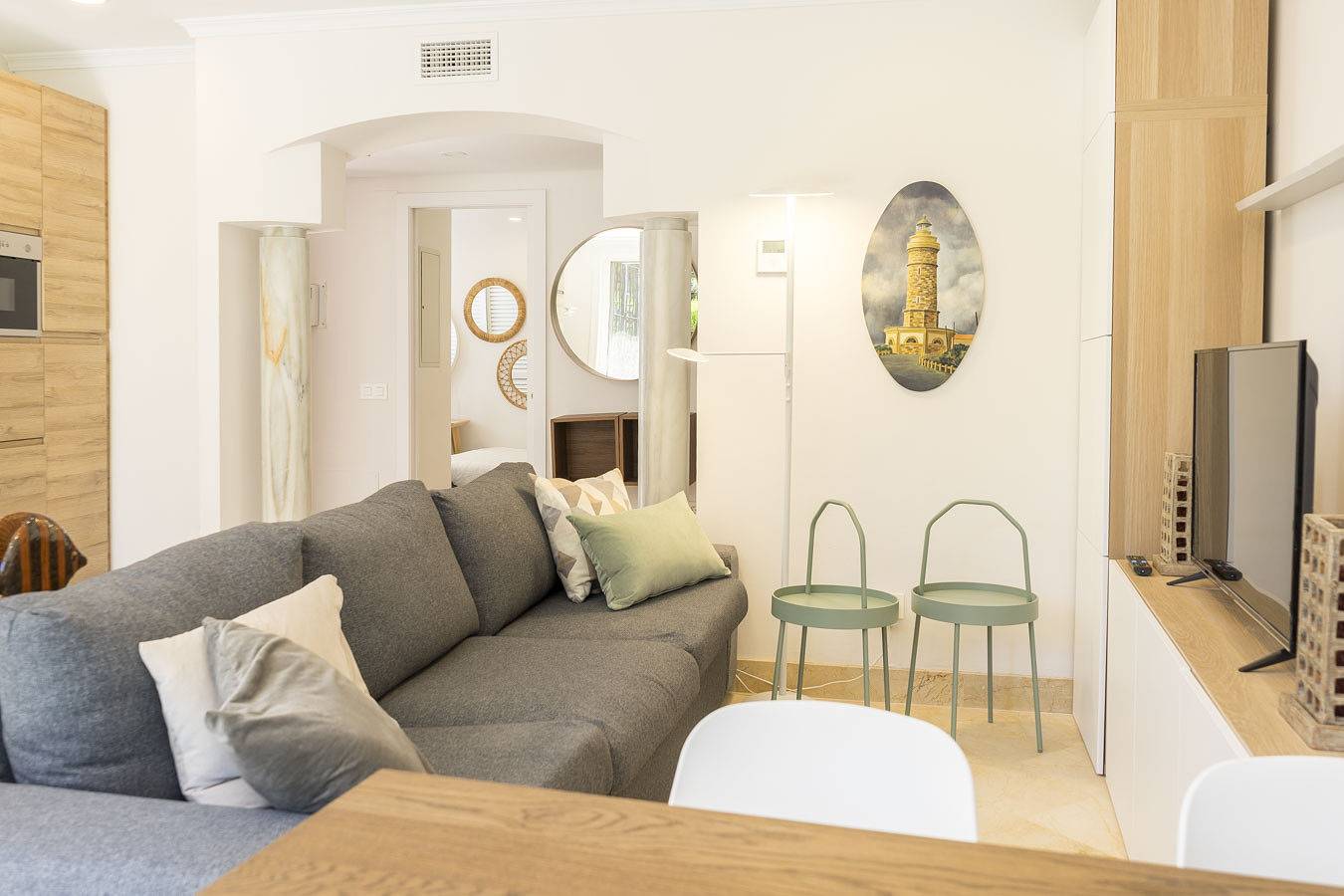 Entire apartment, Housing White Pearl Beach by Sharing Co in Marbella East, Marbella