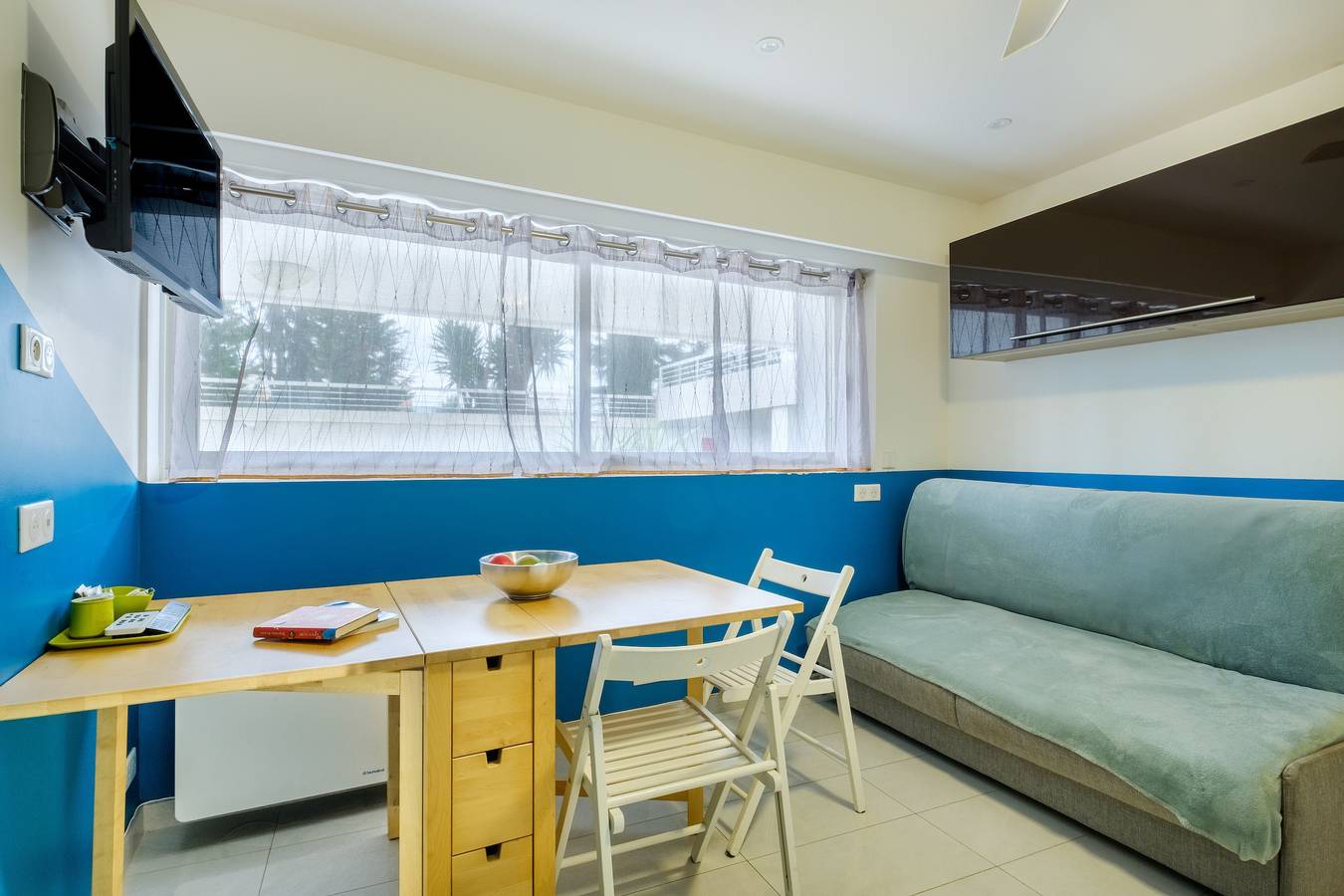 Studio entier, Studio cosy à Marina Baie des Anges, à deux pas de la plage à Villeneuve-Loubet in Villeneuve-Loubet Plage, Villeneuve-Loubet