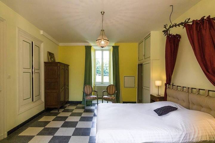 Gîte pour 4 personnes, avec Piscine à Chalais (Aquitaine) - 4