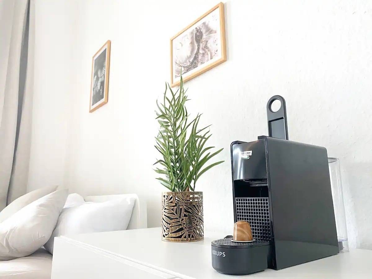 Ganze Ferienwohnung, Sonniges gemütliches Studio in Plagwitz in Südwest, Leipzig