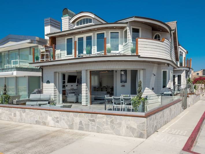 Vacation rental for 8 people, with yard and sauna, with pets in Newport Beach