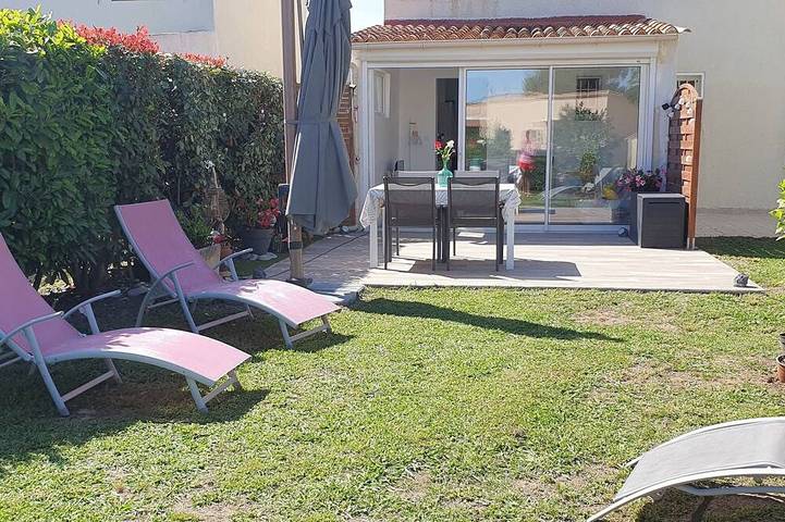 Location de vacances pour 5 personnes, avec jardin et terrasse à Poggio-Mezzana