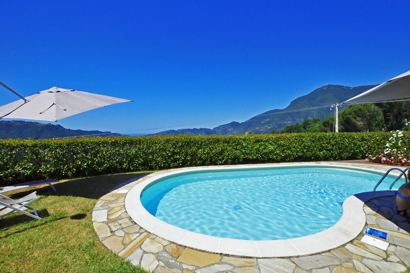 Entire apartment, Tiglio Grillo in Camaiore, Italian Riviera