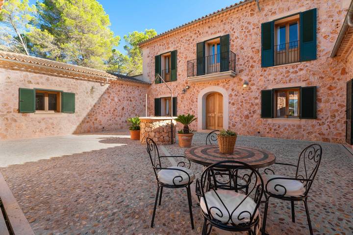 Villa für 12 Personen, mit Balkon und Whirlpool sowie Garten auf Mallorca Inselmitte - 3