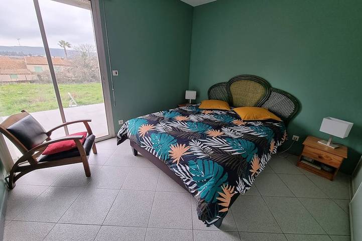 Location de vacances pour 7 personnes, avec balcon et jardin à Montbazin - 4