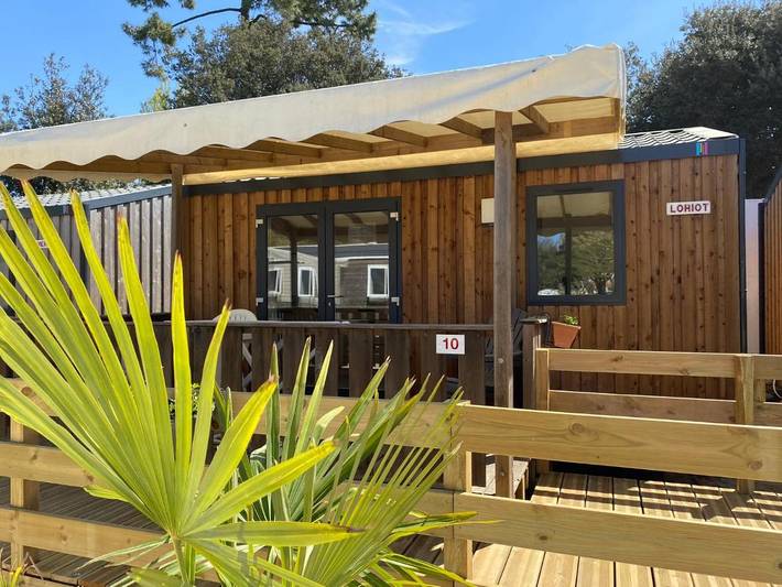 Camping pour 5 personnes, avec terrasse, animaux acceptés