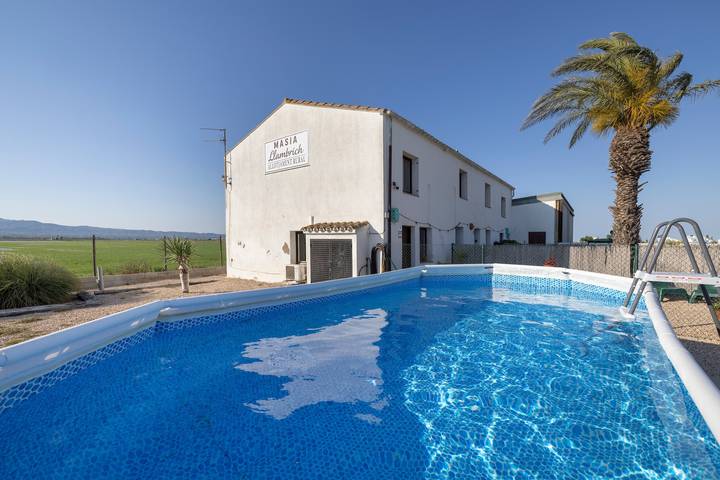 Landhaus für 20 Personen, mit Garten, mit Haustier in Tarragona Provinz