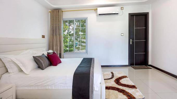 Casas e apartamentos de temporada para 28 pessoas, com jardim e vista em Maldivas