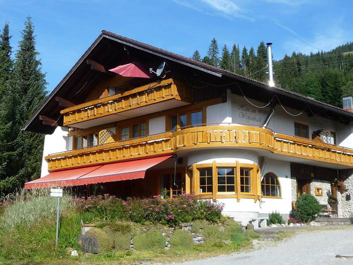 Ferienwohnung für 7 Personen, mit Balkon und Garten in Bad Hindelang