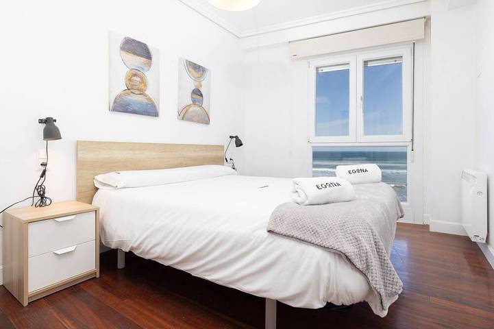 Ganze Wohnung, Apartment Bañeru 3-3 - First line of beach - Zarautz in Zarauzko hondartza (Zarautz), Zarautz