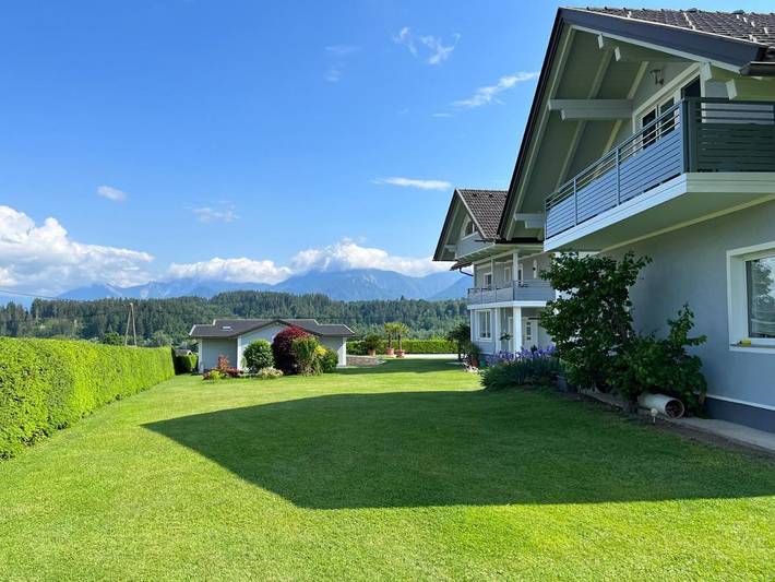 Ferienwohnung für 4 Personen, mit Ausblick und Garten