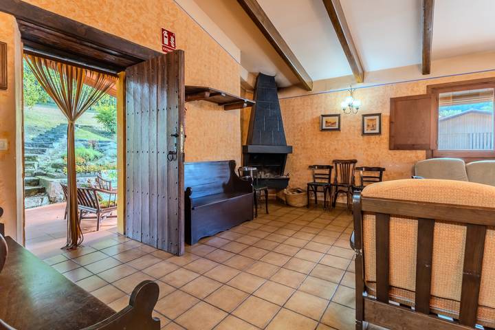 Casa rural para 20 personas, con jardín en Garrotxa - 4