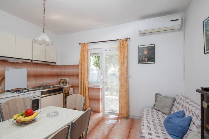 Appartement de vacances entier, Appartement de vacances pour 6 personnes avec terrasse in Stobrec, Split-Dalmatie
