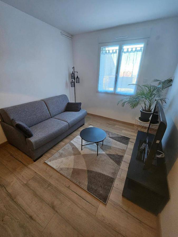 Gîte pour 2 personnes, avec terrasse à Laqueuille - 2