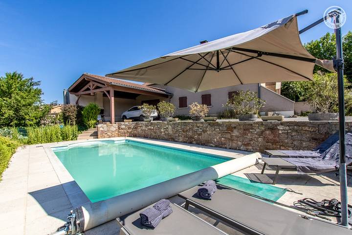Gîte für 4 Personen, mit Ausblick und Pool sowie Terrasse in Burgund - 4