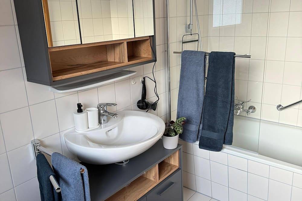 Ganze Wohnung, Ferienwohnung Gretel, 38 m², 1-2 Pers. 1Sz, Du/Wc, Bk in Bischofswiesen, Berchtesgadener Alpen