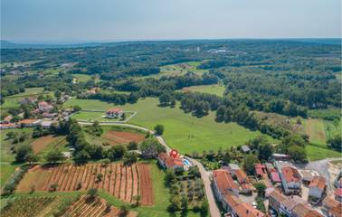Ferienhaus für 8 Personen, mit Terrasse, mit Haustier in Barban
