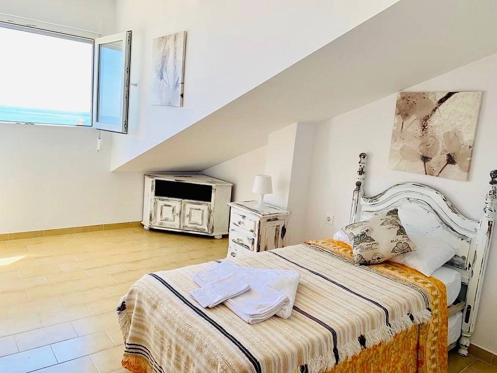 Entire holiday apartment, Holiday apartment for 6 people with balcony in Playa Carrer La Mar, el Campello