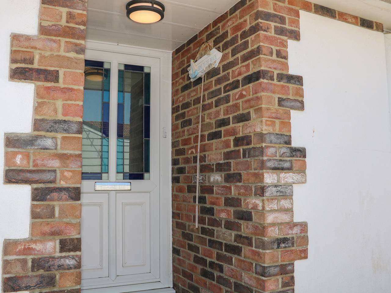 50 Harbour Road in West Sussex