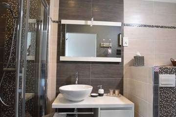 Chambre D’hôte pour 2 Personnes dans Sainte-Savine, Aube, Photo 1