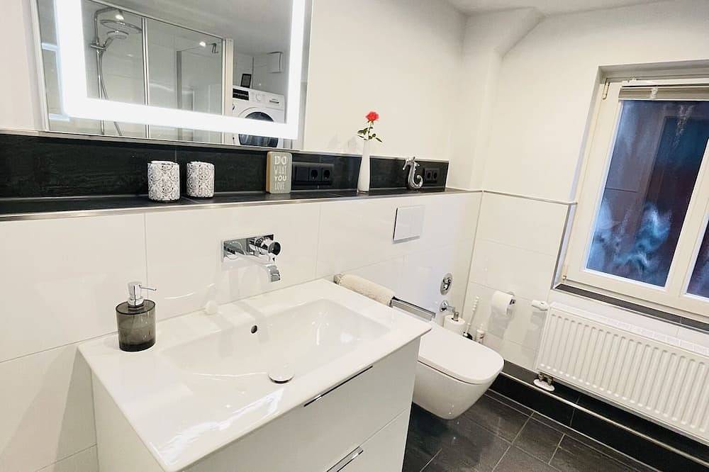 Ganze Wohnung, Absolut zentral & ruhig - in Oldenburg alles zu Fuß erreichbar in bester Gegend in Oldenburg, Niedersachsen