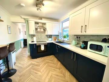 Holiday Rental for 5 People in Southend-on-Sea, East of England, Photo 1