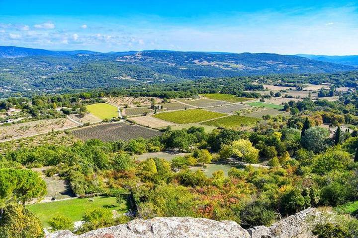 Maison d’hôte pour 4 personnes, avec bassin pour enfant et jacuzzi ainsi que piscine et jardin à Saignon - 3