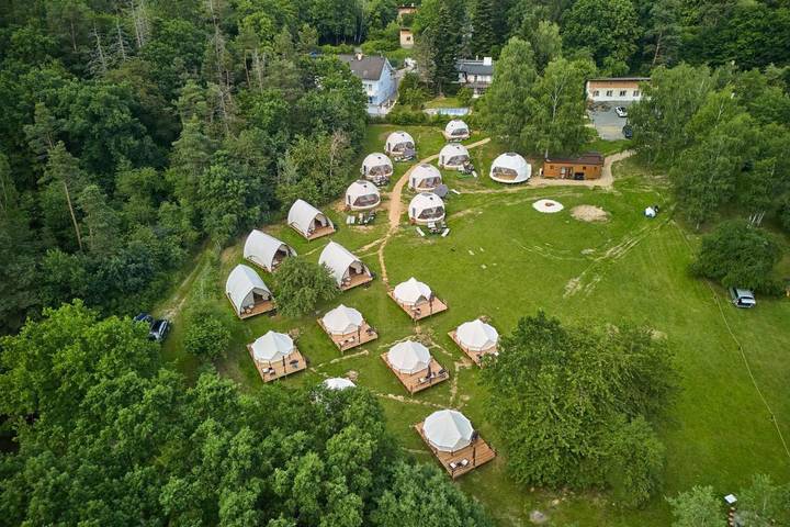 Camping voor 4 personen, met tuin en whirlpool in Tsjechië