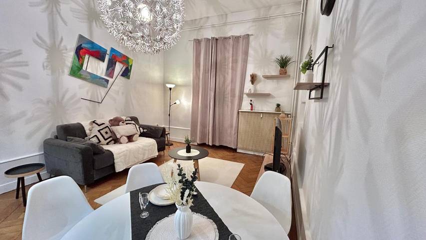 Gîte pour 4 personnes, avec jardin et terrasse dans Casino Grand Cercle - 3