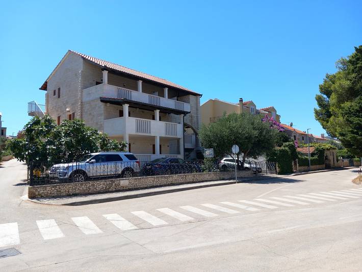 Appartamento per 2 persone, con balcone/terrazza in Brac
