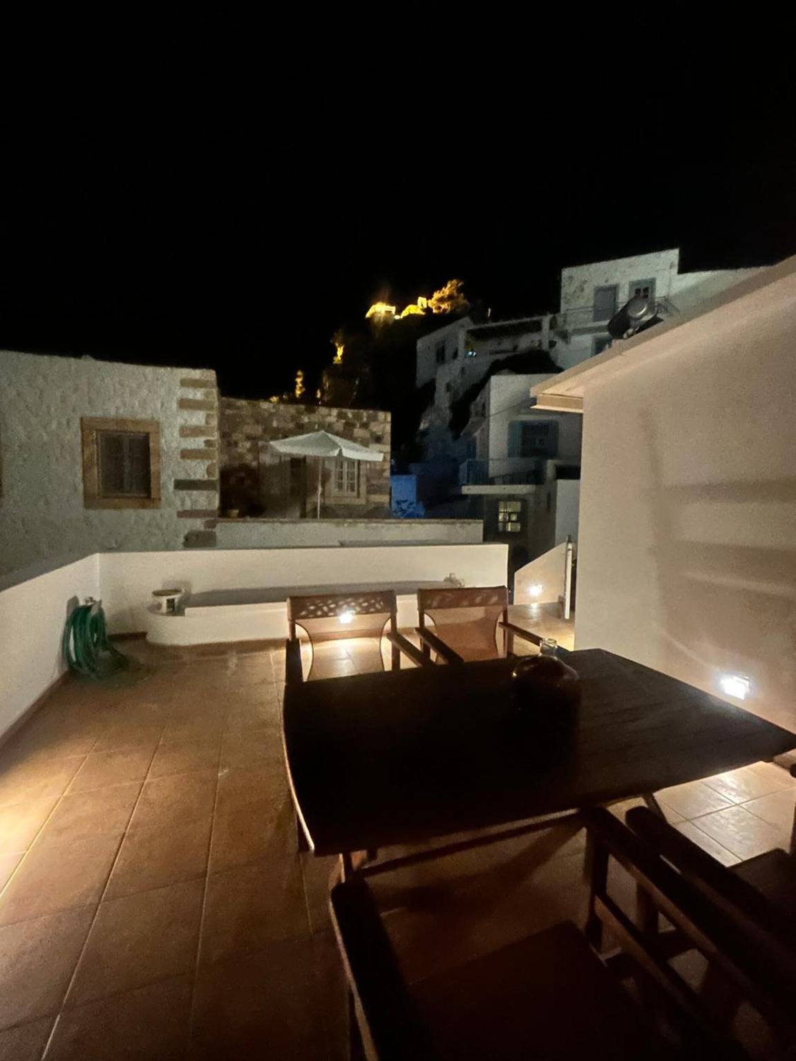 Maison de vacances 'Consolato House' avec terrasse privée et vue panoramique in Skala (Patmos), Dodécanèse
