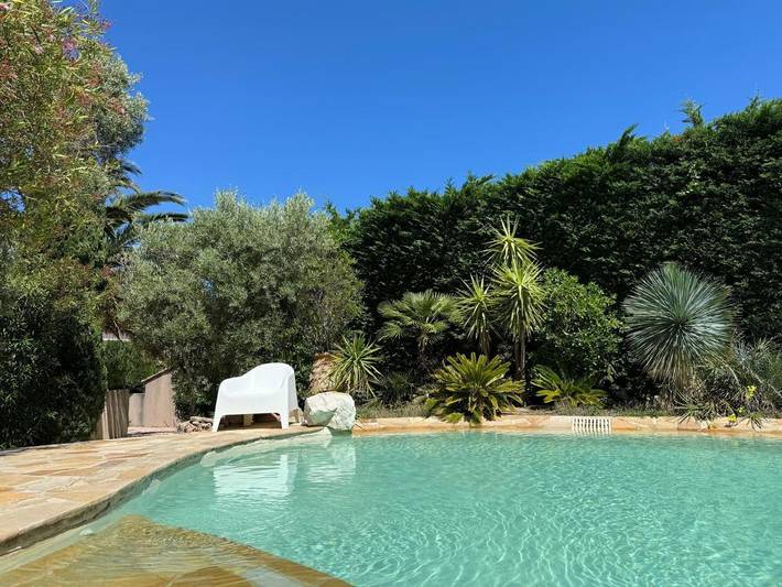 Villa pour 7 personnes, avec Balcon et Terrasse ainsi que Jardin et Piscine à Carry-le-Rouet - 3