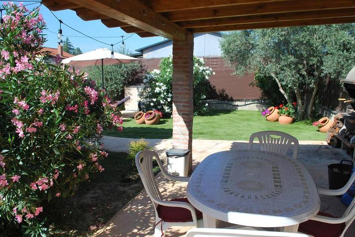 Casa de vacaciones para 4 personas, con jardín además de vistas y piscina, Se admiten mascotas en Provincia de Toledo - 4