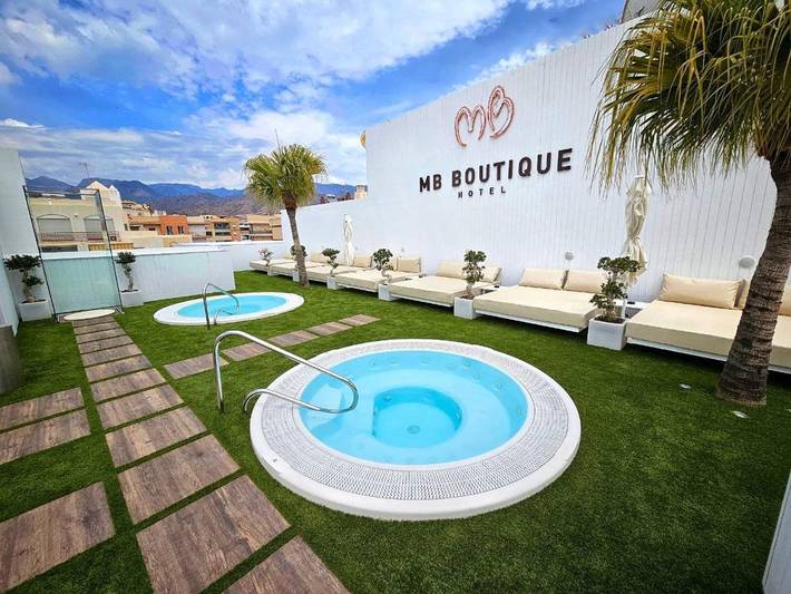 Hôtel pour 2 personnes, avec jacuzzi et terrasse