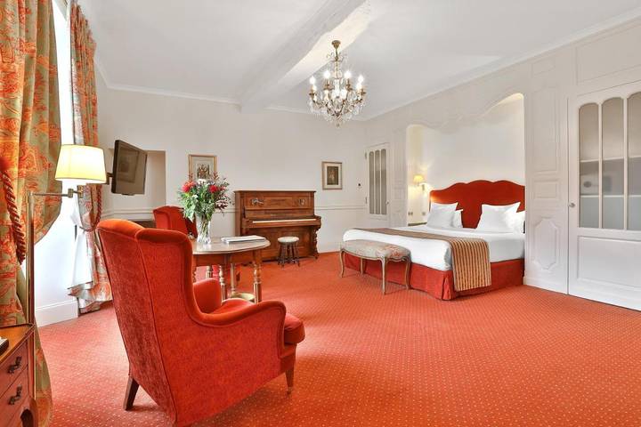 Hôtel pour 2 personnes, avec Balcon et Jacuzzi ainsi que Terrasse et Jardin à Monestier - 3