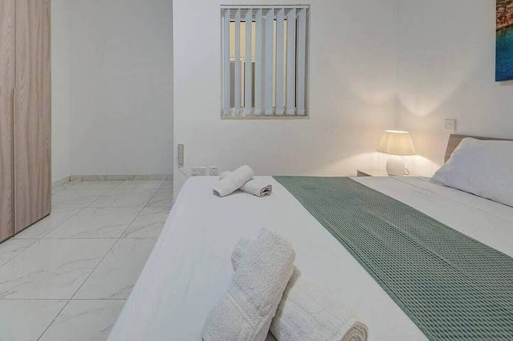 Ganze Wohnung, Charming Gozo Escape | Balcony • AC • Fast Wi-Fi in Marsalforn, Zebbug