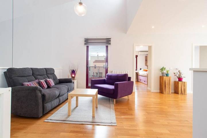 Casa rural para 8 personas, con jardín, Se admiten mascotas en Espirdo