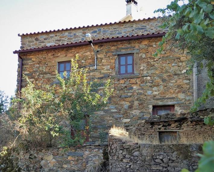 Location de vacances pour 5 personnes, avec balcon et vue, adapté aux familles à Proença-a-Nova - 2