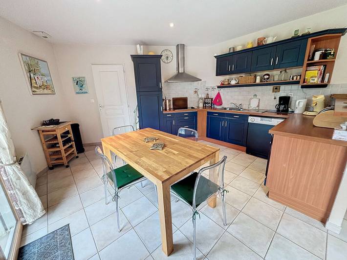 Location de vacances pour 8 personnes, avec terrasse et jardin à Saint-Pair-sur-Mer - 2