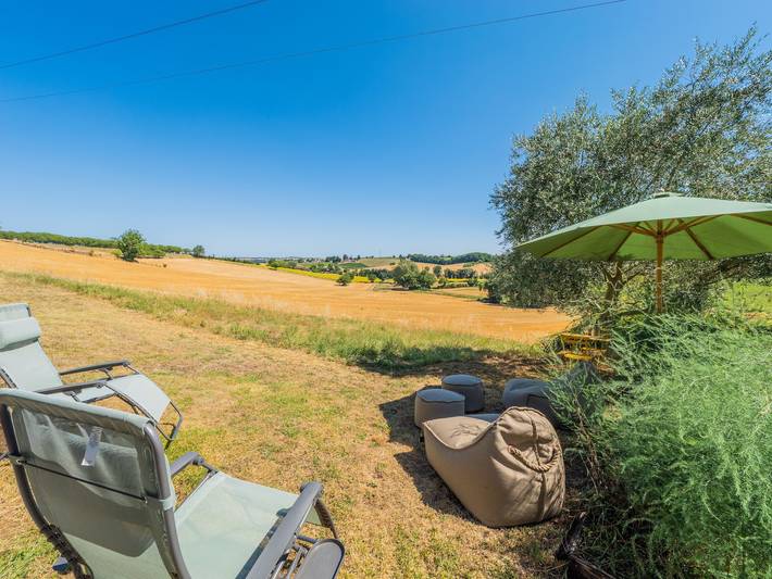 Appartamento di lusso 'Carmagnac' solo adulti con vasca idromassaggio e aria condizionata in Vaux-Lavalette, Charente