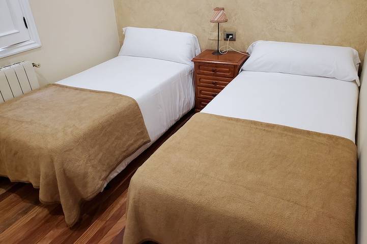 Ferienhaus für 6 Personen, mit Terrasse und Garten in Vigo - 4