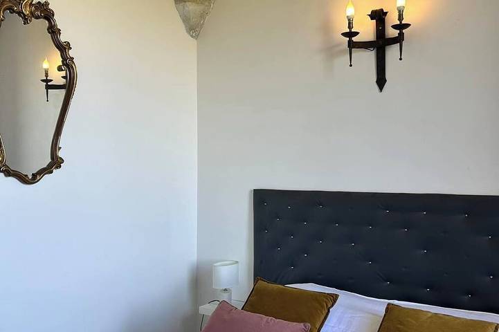 Château pour 8 personnes, avec jardin et piscine en Ardèche - 3