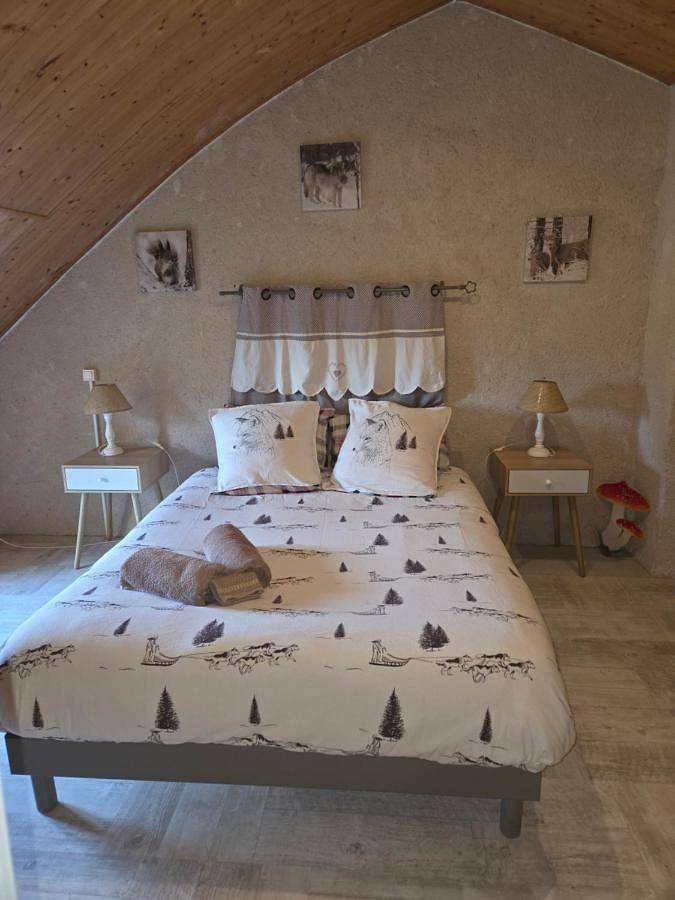 Location de vacances pour 4 personnes, avec jardin et terrasse, animaux acceptés à Châteauvieux