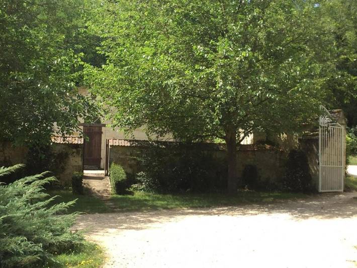 Location de vacances pour 4 personnes, avec jardin et terrasse à Saint-Benoît-la-Forêt - 2